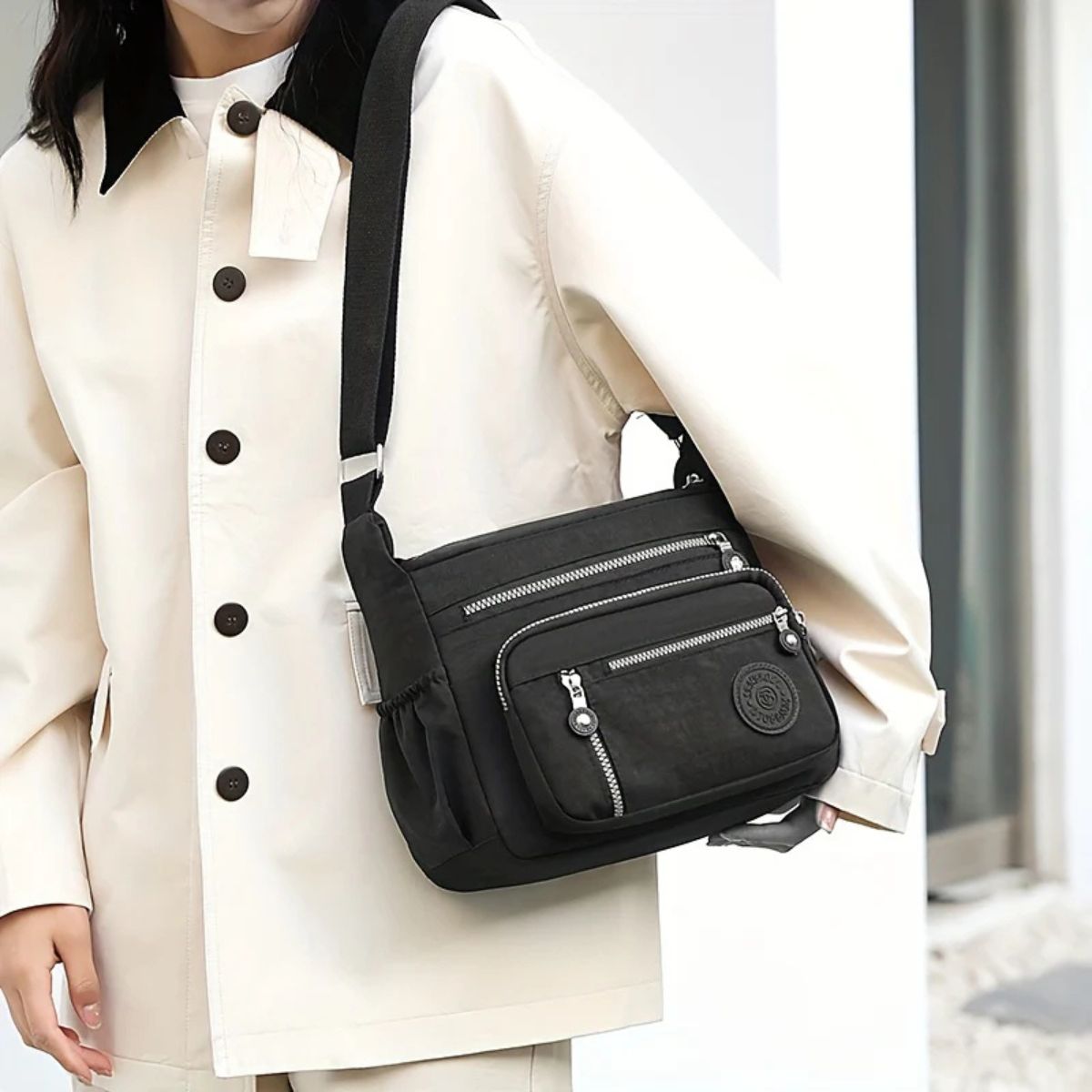 VIVILY | Stilvolle Schultertasche