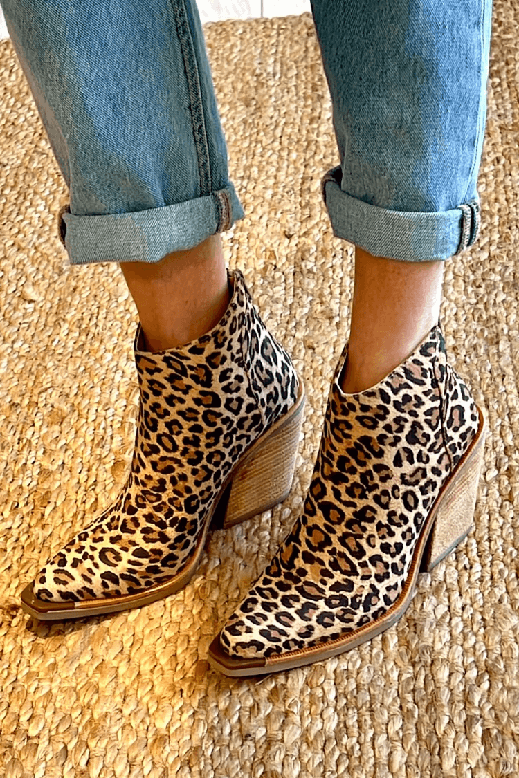 VIVILY | Leo-Print Stiefeletten