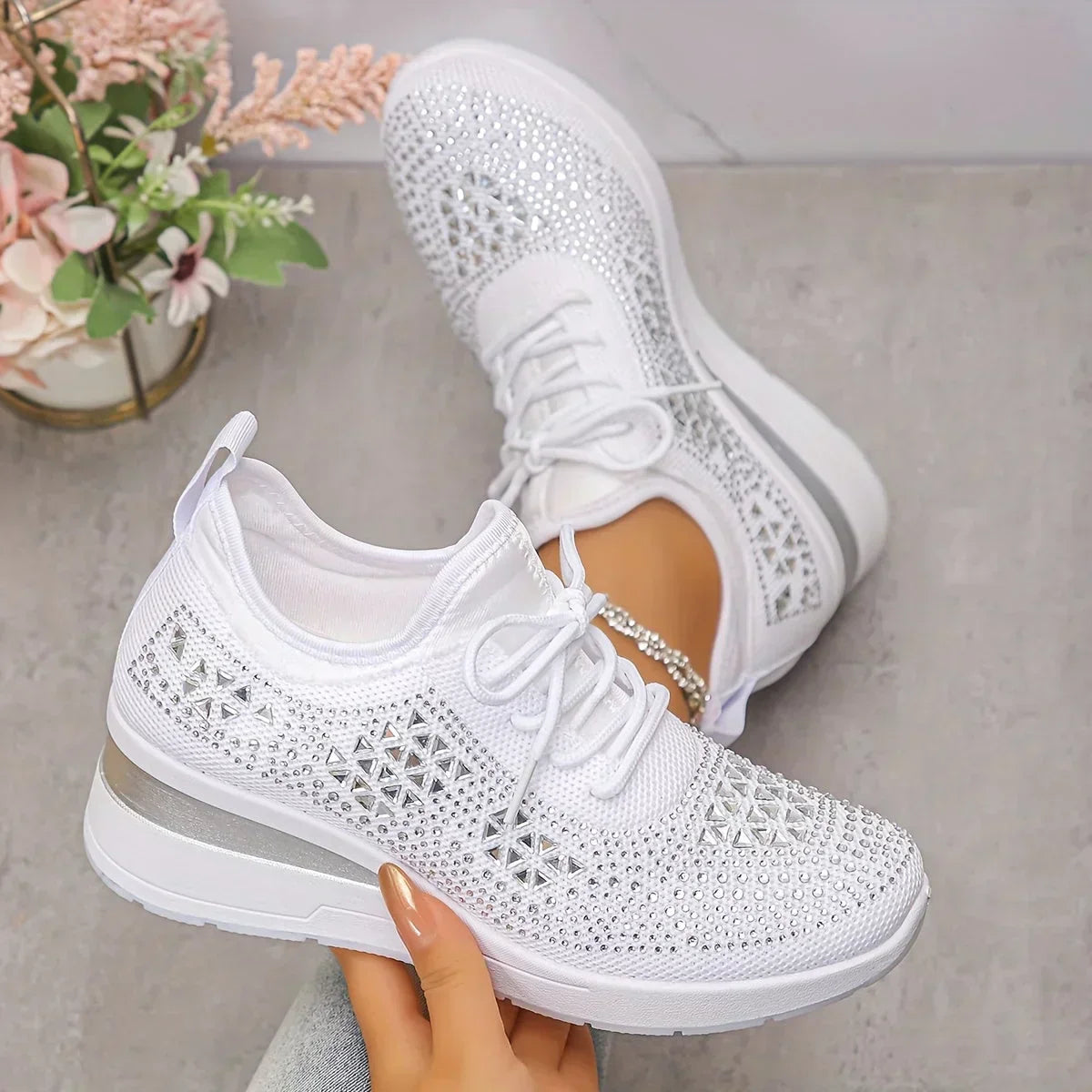 VIVILY | Orthopädische Sneakers mit funkelnden Strasssteinen