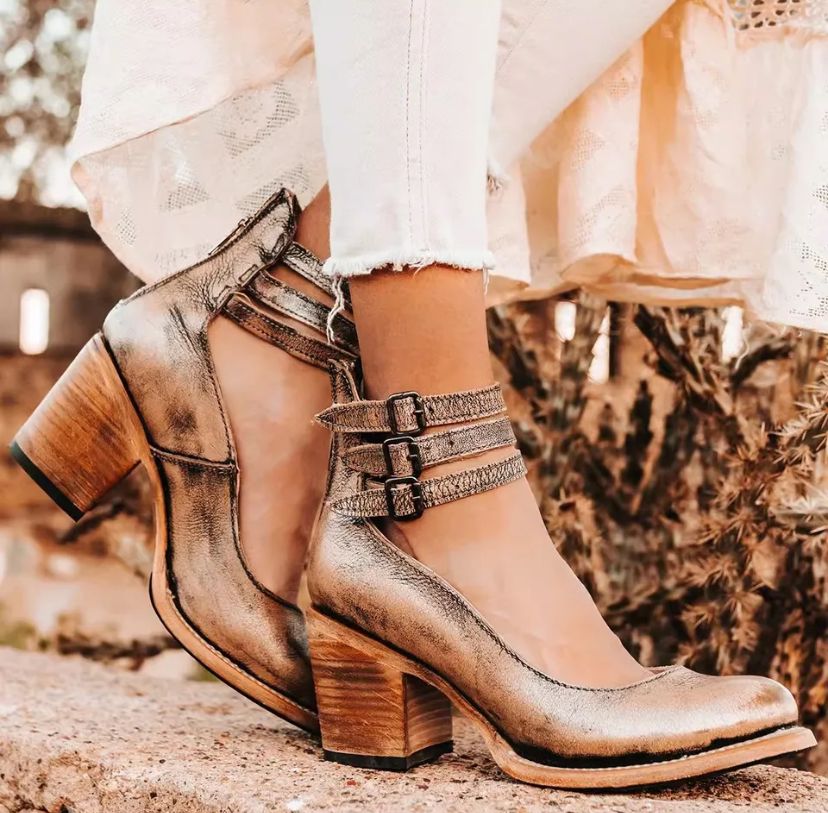VIVILY | Stilvolle Sandalen