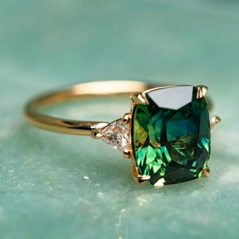 VIVILY | Ring mit grünem Zirkon in Gold