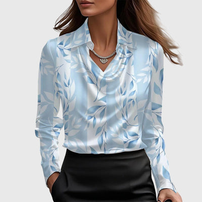 Anneliese™ | Bluse mit edlem Glanz & Faltenausschnitt