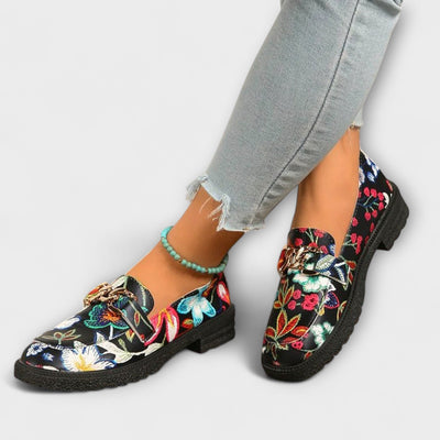 Wilma – Bunte Mokassins mit Blumenmuster