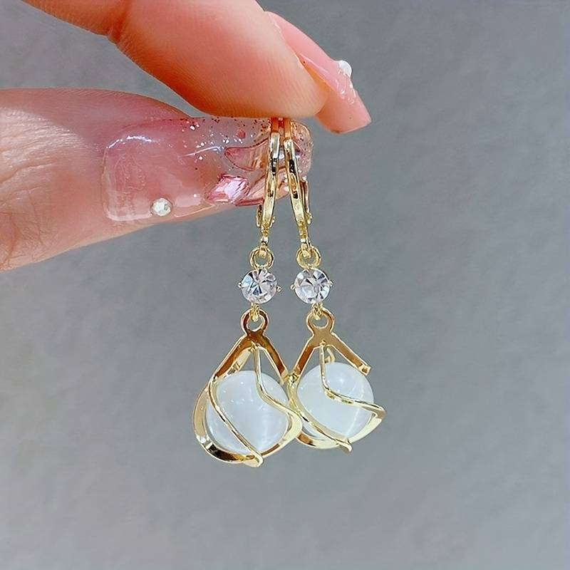 VIVILY | Elegante Vintage-Ohrringe mit strahlendem weißen Opal