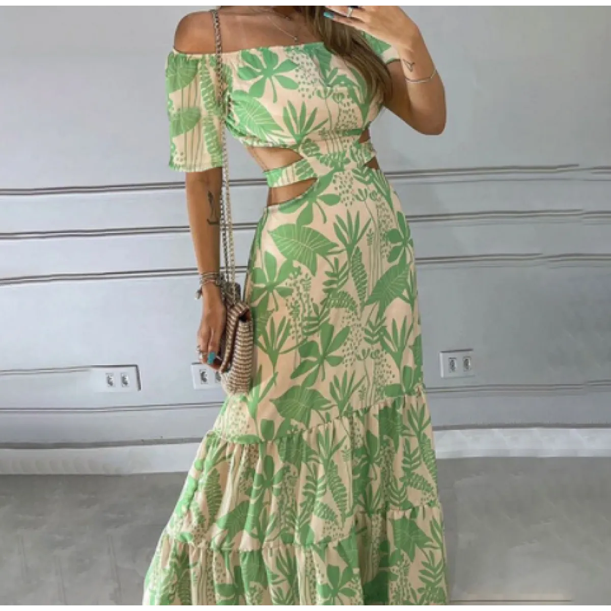 Veronika™ | Elegantes Midi Kleid mit Cut-Out-Details