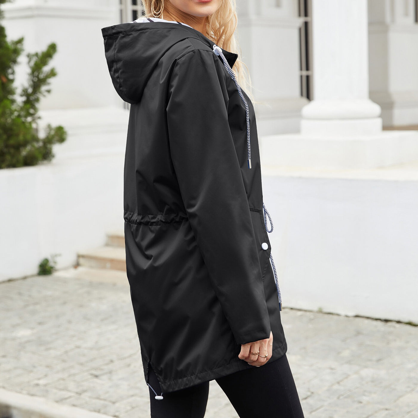 Ursula™ | Stilvolle & Wasserdichte Jacke